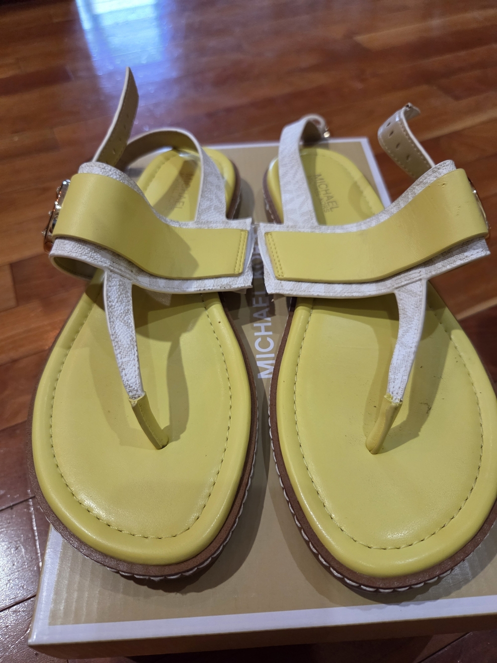 Michael Kors Yellow Leather Thong Sandals with Contrast Trim